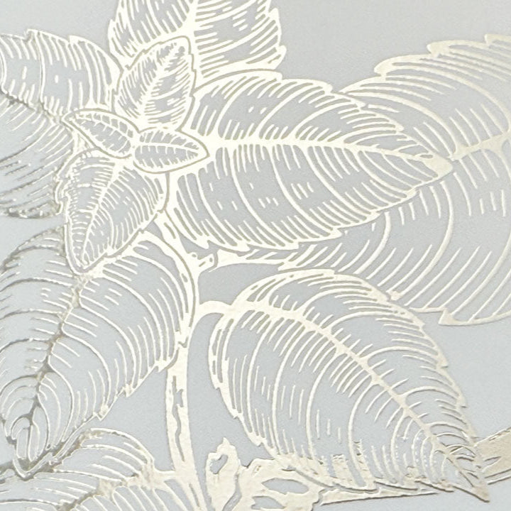 Close-up of silver foil printing on Akla’s packaging, highlighting the precision and elegance behind every design detail in luxury oral care.
